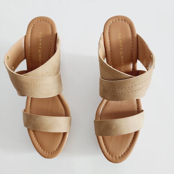 Tommy Hilfiger Tan Faux Suede Leather Cork Wedge Sandals with Gold Logo Size 9.5 - Picture 8 of 9